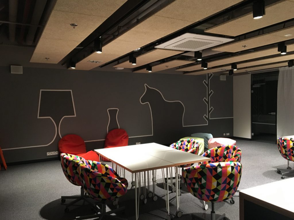 Fit-Out powierzchni biurowych – Remonty biur Warszawa